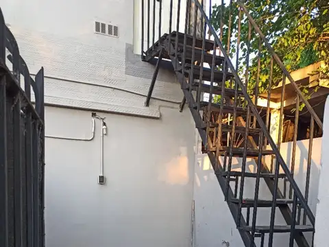 ALQUILER DEPARTAMENTO 2 AMB PLANTA ALTA VIRREYES