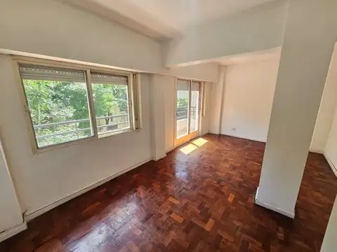 Departamento de 2 dormitorios con patio