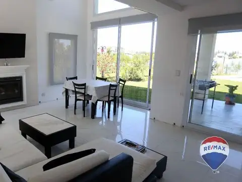 Casa en Alquiler en San Vicente, USD 2.300