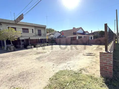 Ovidio Lagos 100, Piso 0