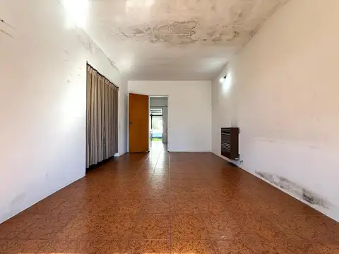 Casa en Venta en Rafael Calzada, USD 98.000