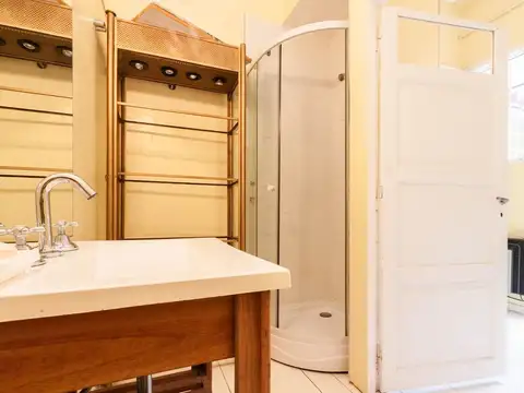 Hotel en Venta 26 años