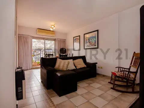 Departamento 5 ambientes con 1 baño