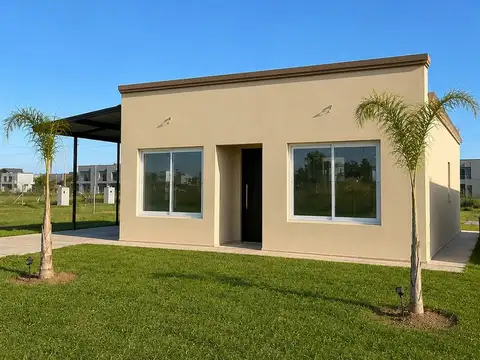 Casa en Venta en Laguna Azul, USD 39.999