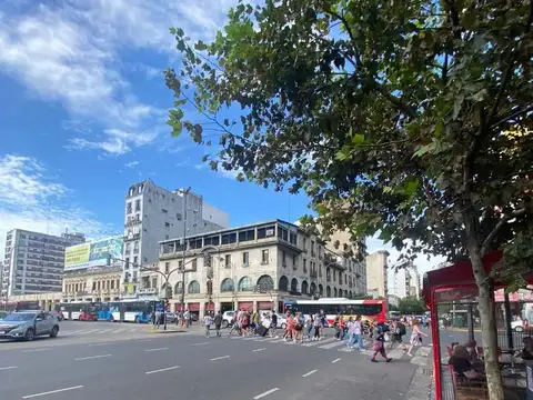 Pueyrredon Y Rivadavia