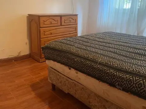 Venta amplia casa en General Pacheco