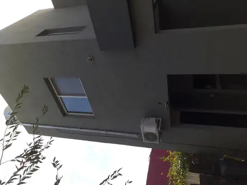 Depto Tipo Casa en Alquiler de 2 dormitorios