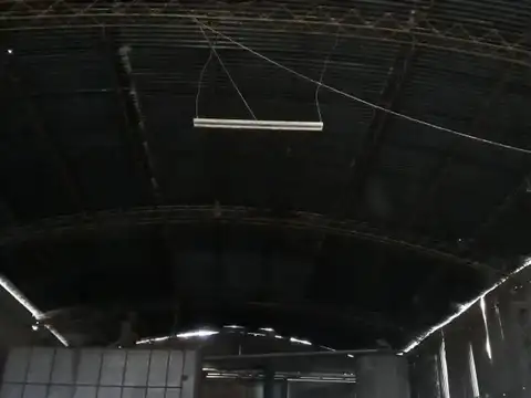 Vendemos Amplio Galpon/Deposito Oportunidad