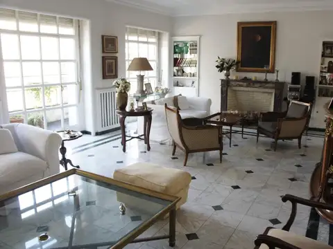 Venta - Recoleta - 205 m2 - Super luminoso.