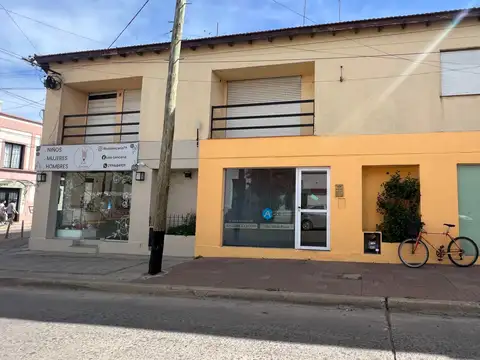 2 Locales Comerciales Capilla