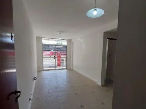 Ricchieri 1000, Piso 1°