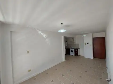 ALQUILER 1 DORMITORIO FRENTE BALCON