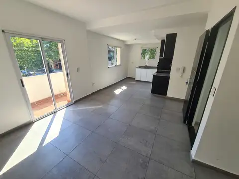Depto Tipo Casa en Venta en Villa Urquiza, USD 180.000