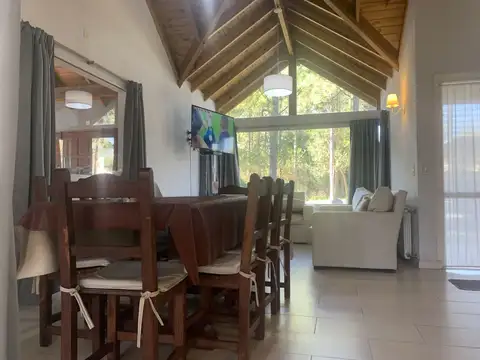 Casa en Alquiler Temporal de 4 dormitorios