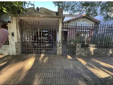 VENTA CASA A RECICLAR - LOTE - 3 AMB IDEAL INVERSORES