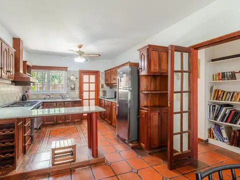 Casa 3 ambientes con 2 baños