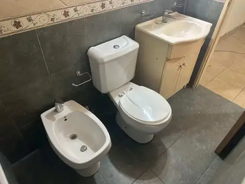 Departamento en Alquiler en Caseros, $ 450.000