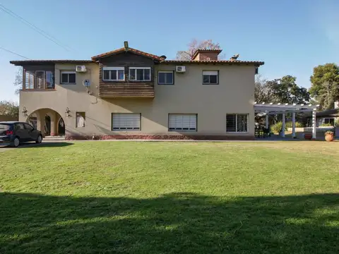 Casa 6 Ambientes Venta en Moreno - Lote Propio