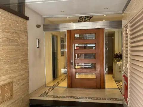 Semipiso de dos ambientes en alquiler con balcon en Caballito