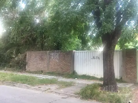 Excelente terreno en esquina en Monte Grande