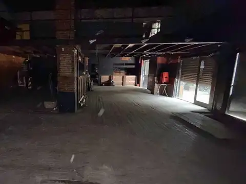 Local en Alquiler 119 años