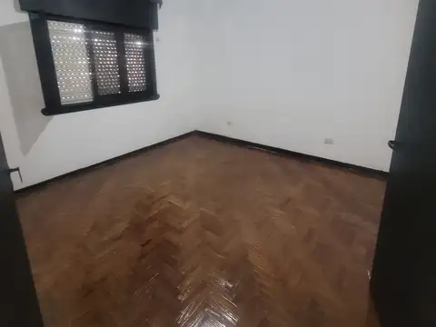 Depto Tipo Casa en Alquiler de 3 ambientes