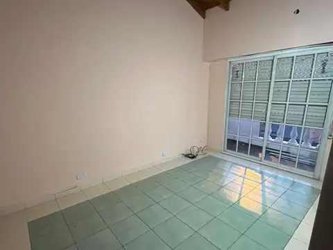 Dúplex 3 amb al frente con patio