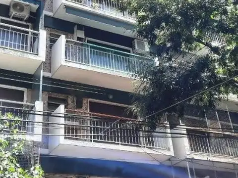 Espinosa 28 , Piso 7