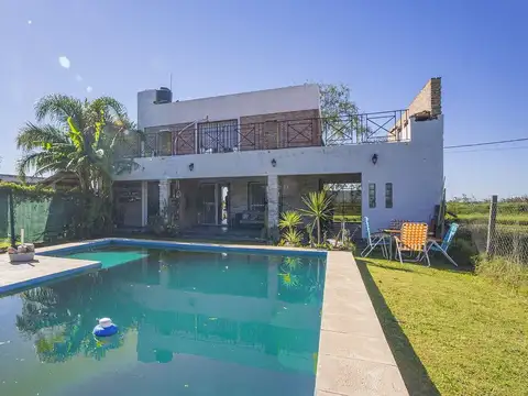 Casa en Venta en Roldan, San Lorenzo