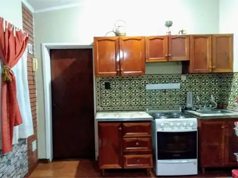 Depto Tipo Casa 3 ambientes con 1 baño
