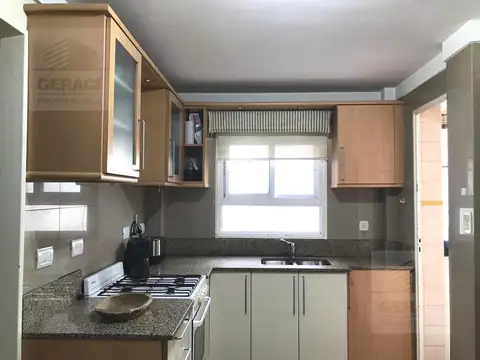 Departamento 4 ambientes con 2 baños