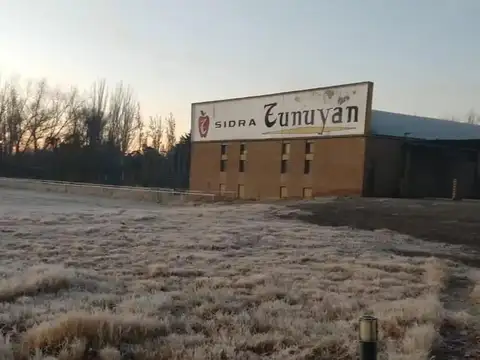 General Roca: 5 ha con Frente a Ruta 22 y Doble Calle Públic