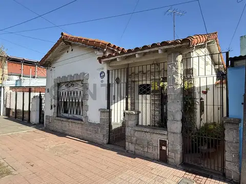 Madariaga 2200, Piso 0