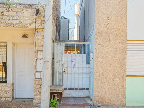 Departamento planta baja con patio