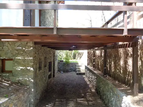 Casa 3 ambientes con 2 baños