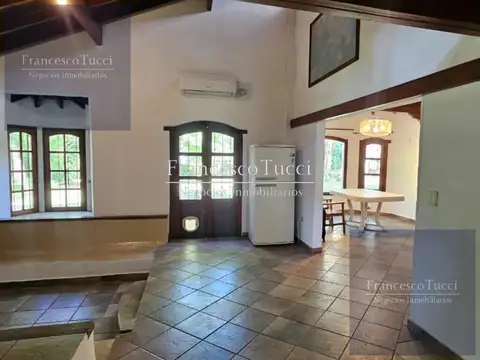 Casa en Alquiler de 3 dormitorios