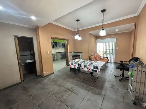 Casa en Venta en Rafael Calzada, USD 90.000