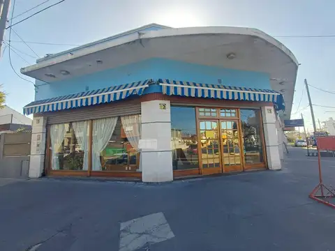 Edificio Comercial en bloque