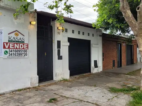 Vendo Casa con amplio terreno, Barrio Belgrano, Rosario