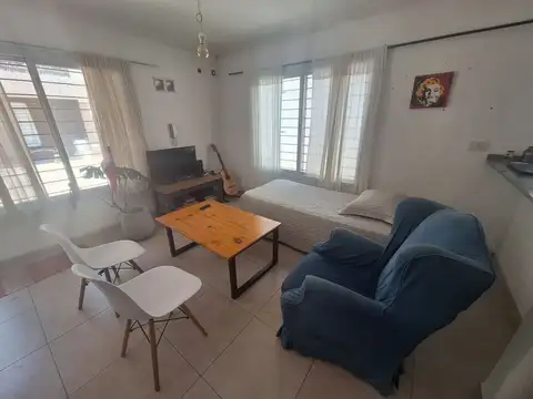 Depto Tipo Casa en Venta con 1 cocheras