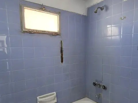 Departamento 5 ambientes con 2 baños