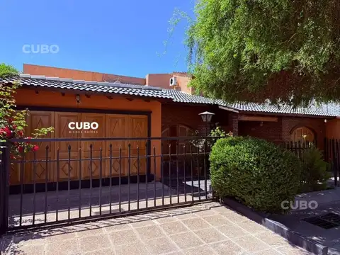 Casa en Venta de 5 dormitorios