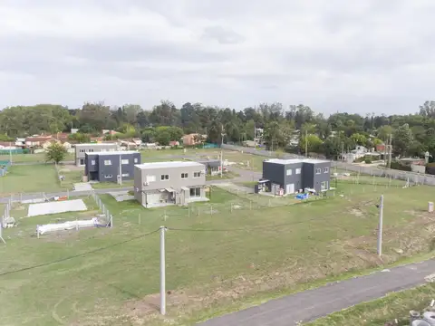 Venta Terrenos en Barrio Parque Las Casuarinas, Del Viso- Pilar