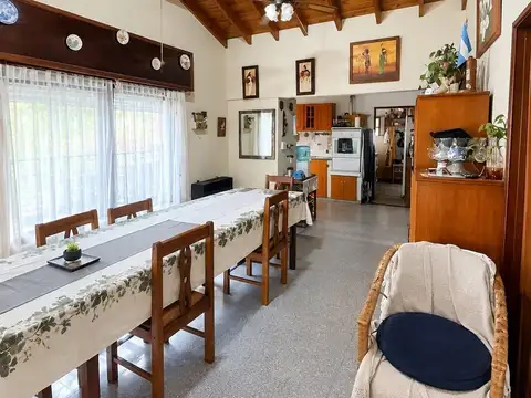 Casa en venta c/ cochera en La Plata