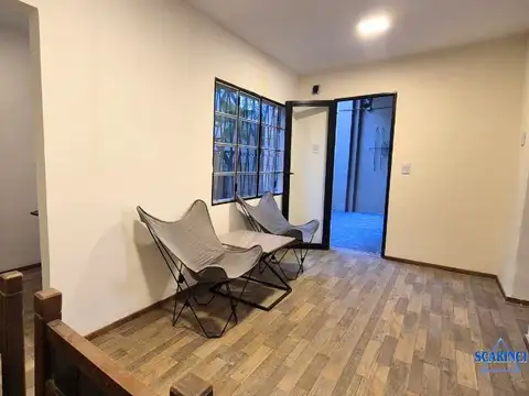 Depto Tipo Casa en Venta 80 años