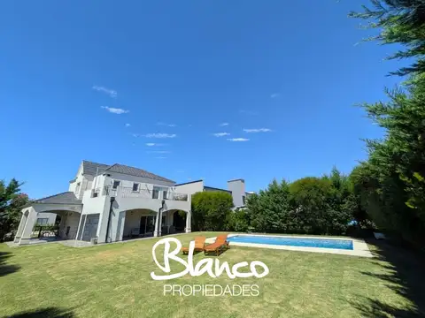 Casa en Alquiler de 4 dormitorios