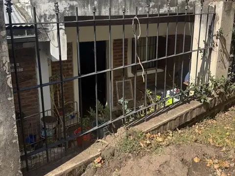 Calle Pedro Luis Boffelli 100