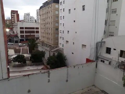 Departamento en Alquiler en La Perla Sur, $ 700.000