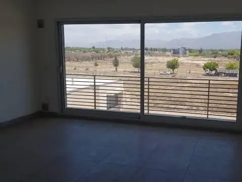 Departamento en Venta en Lujan de Cuyo, USD 56.000