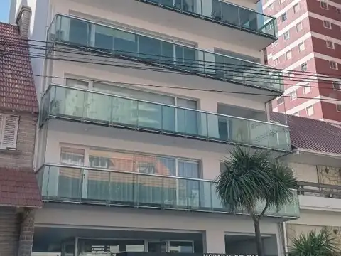 PISO EN ALQUILER EN PLAYA GRANDE A MTS DEL MAR
